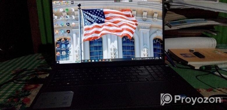 Dell Inspiron 3520 Core I5