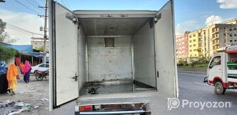 Toyota Liteace Cover Van . 2010