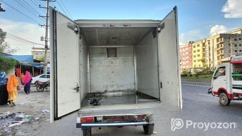Toyota Liteace Cover Van . 2010