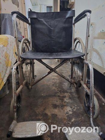 হুইল চেয়ার বিক্রি করা হবে