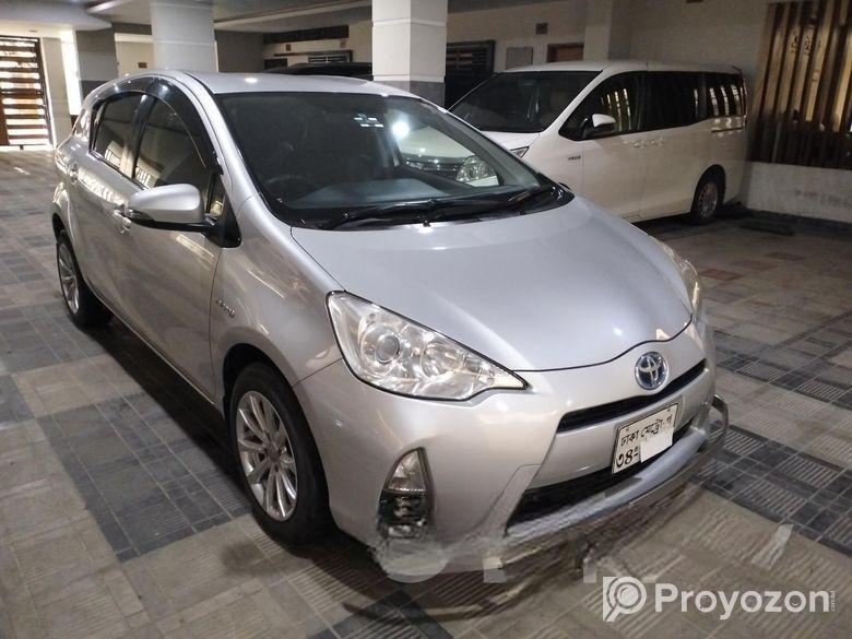 Toyota Aqua G 2013