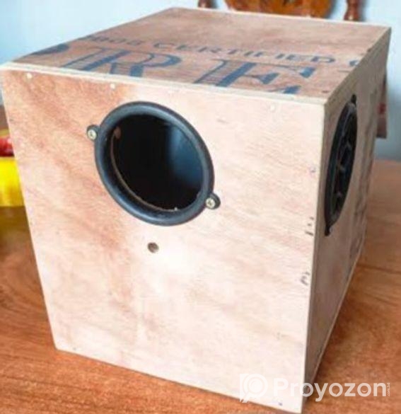 ককাটেল পাখির ব্রিডিং বক্স