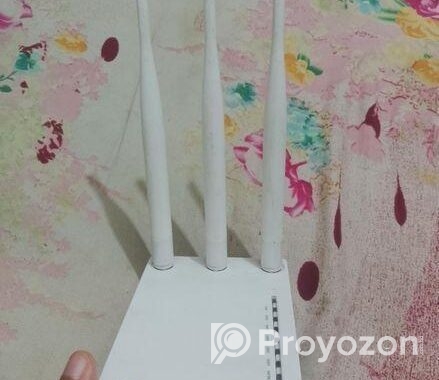 Netis Warelrss N Router 300 Mbps