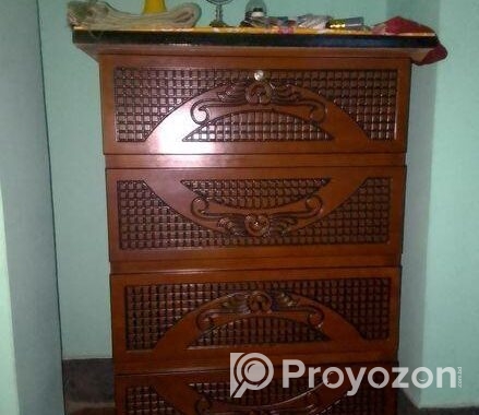 অনেক ভালো একটি ওয়ার্ডরোব