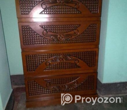 অনেক ভালো একটি ওয়ার্ডরোব