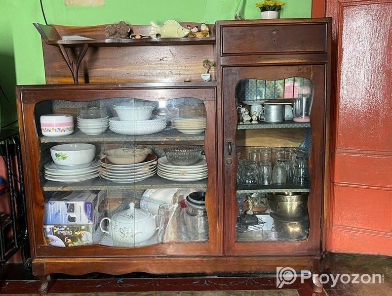 কাঁঠাল কাঠের শোকেস