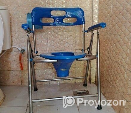 Commod Chair