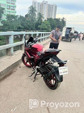 Suzuki Gixxer SF carboret 2022