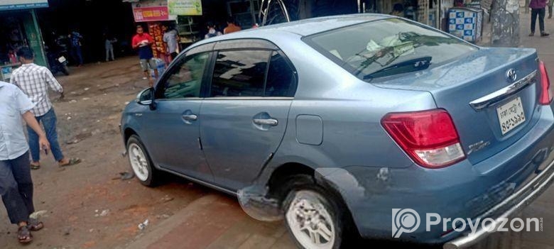 Toyota Axio 2014