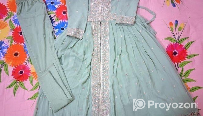 Almost New Party Gown | Recently Kena Hoise, 2,3 D
