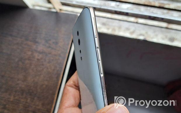 OPPO Reno Z ৮/256GB AMOLED dsply (Used)