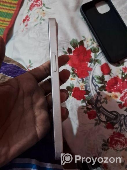 Apple iPhone 13 128 (Used)