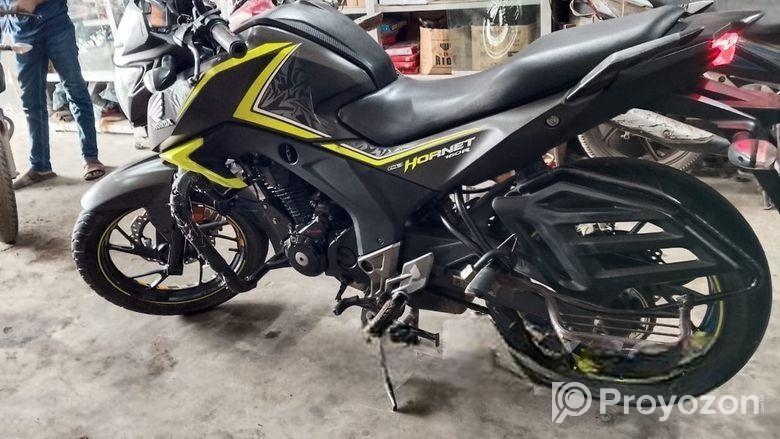 Honda Hornet 2018