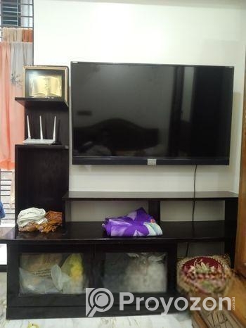 একটি টিভি কেবিনেট বিক্রি হবে