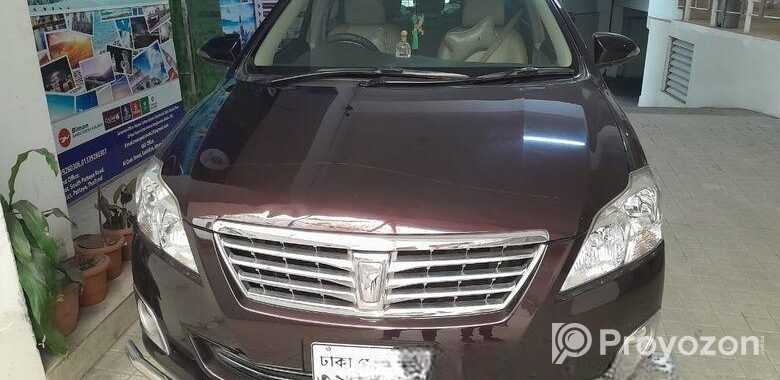 Toyota Premio . 2015