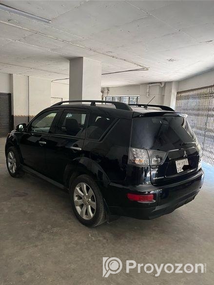 Mitsubishi Outlandar 2010