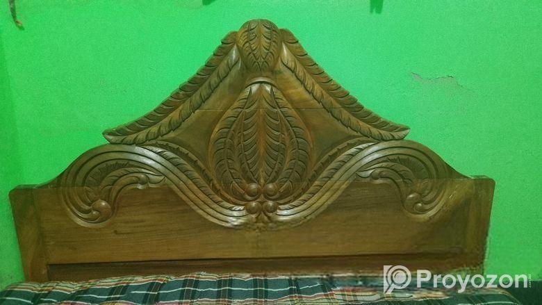 একটি খাট।