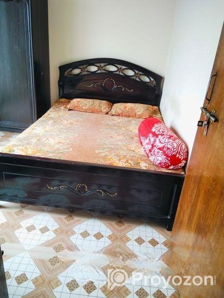 kath er 1 ta khat ar dressing table bikroy hobe