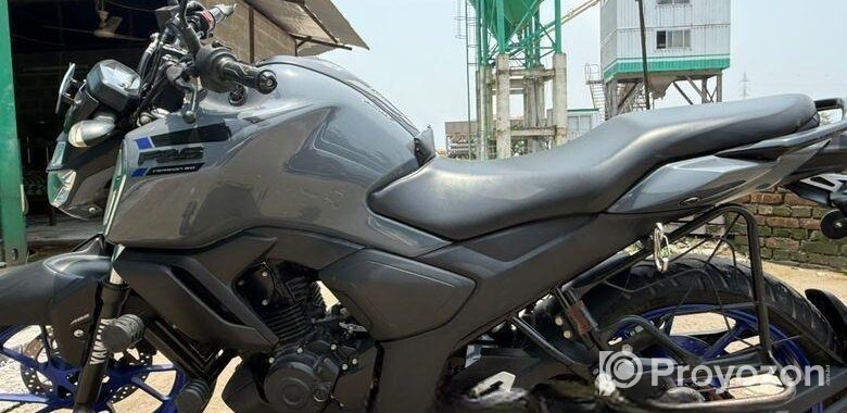 Yamaha FZS V3 Deluxe 2024