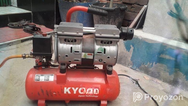 এয়ার কমপ্রেসর/ হাওয়া মেশিন (১০ লিটার)