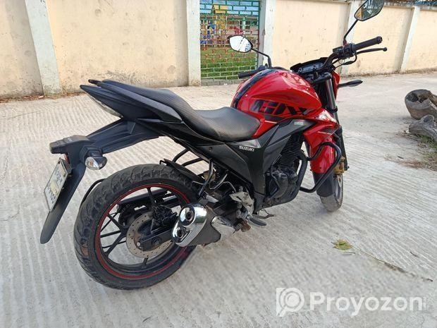 Suzuki Gixxer Motorbik 2019