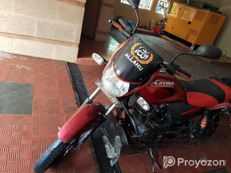 Bajaj Platina লাল কালার 2009