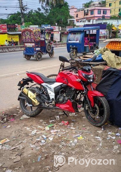 TVS Apache RTR 160 . 2020