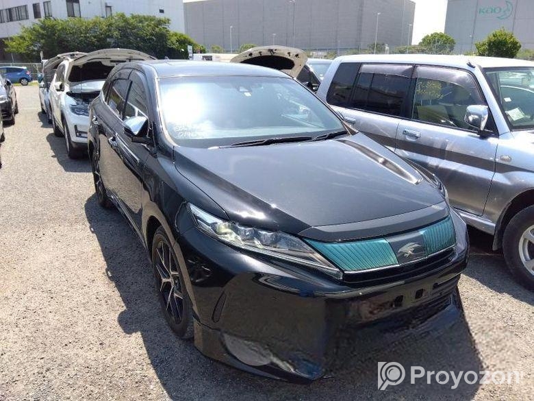 Toyota Harrier non hybrid sunroof 2020