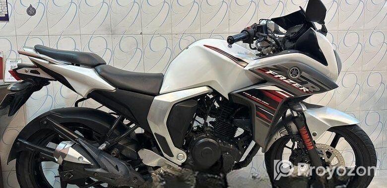 Yamaha Fazer v2 2017