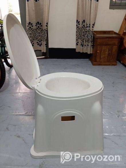 প্লাস্টিকের হাই কমোড