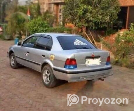 Toyota Corsa . 1999