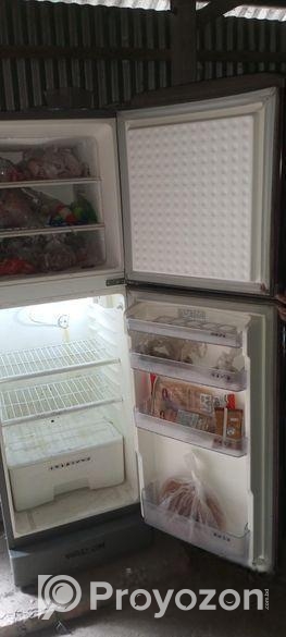 ফ্রিজ বিক্রি হবে