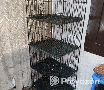 ৪ তলা-বিশিষ্ট,লোহার খাচা