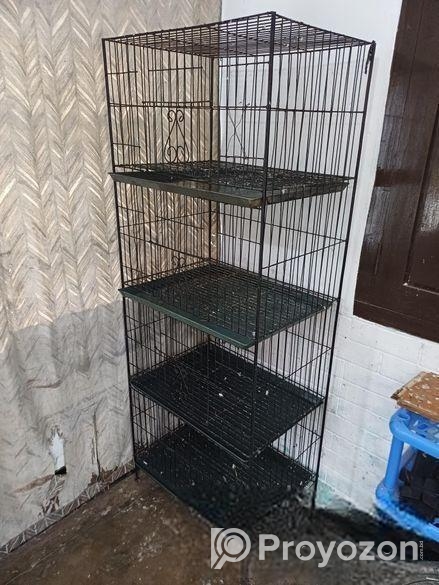 ৪ তলা-বিশিষ্ট,লোহার খাচা