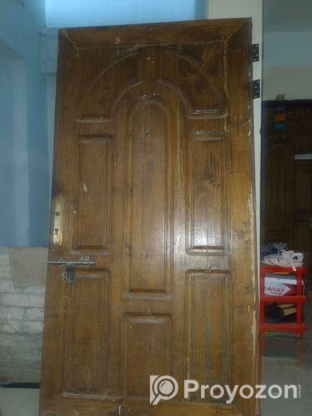 ফ্ল্যাটের মেইন দরজা ও চৌকাঠ রান্নাঘরের পাল্লা