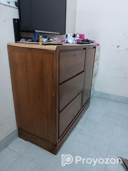 Shegun Wood Waredrobe