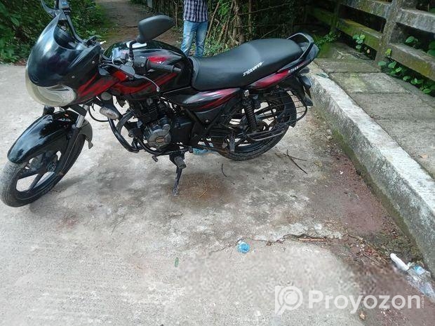 Bajaj Discover 2015