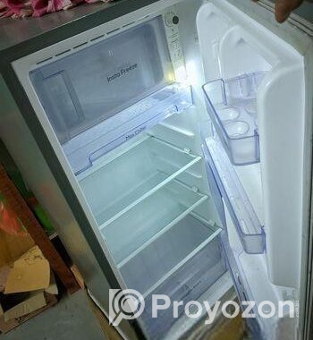 Wallton Fridge