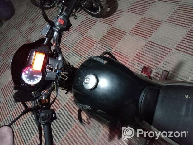 Runner Royal Plus . 2019