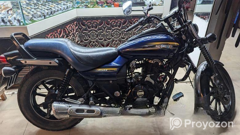 Bajaj Avenger 150 Street . 2022