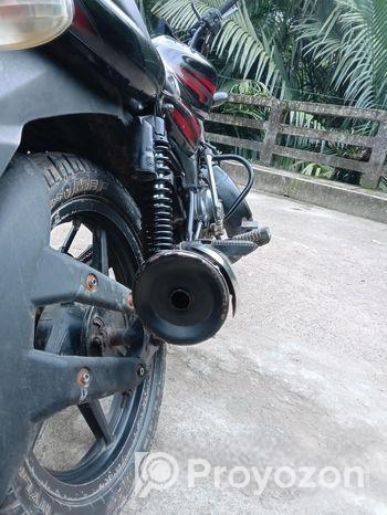 Bajaj Discover 2015
