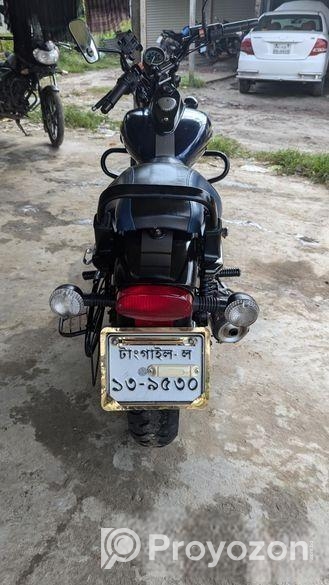 Bajaj Avenger 150 Street . 2022