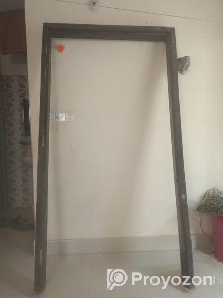 ফ্ল্যাটের মেইন দরজা ও চৌকাঠ রান্নাঘরের পাল্লা