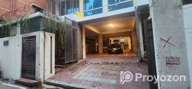 Commercial Property for Rent At Mohakhali