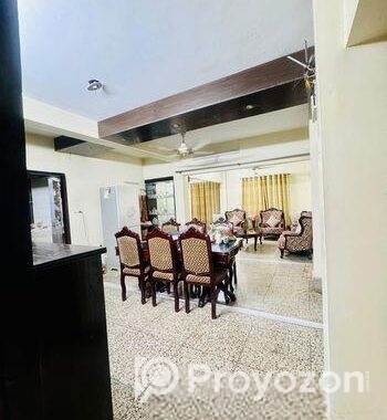 Full unit flat rent in 3rd floor