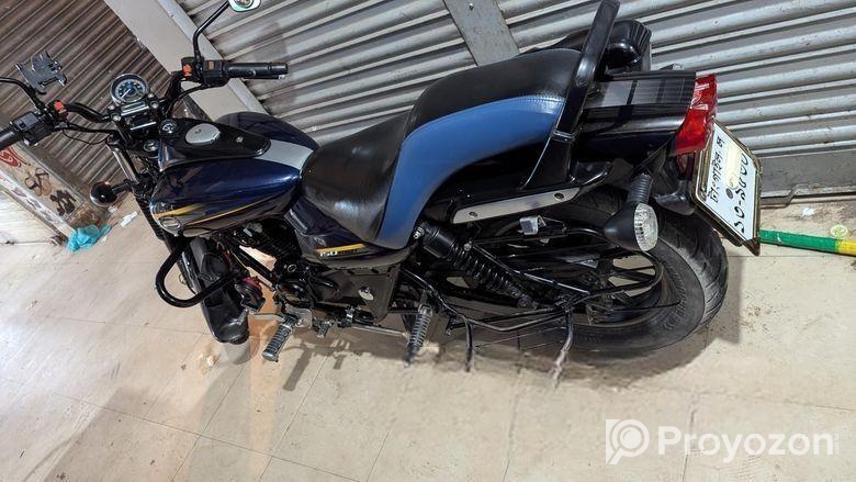 Bajaj Avenger 150 Street . 2022