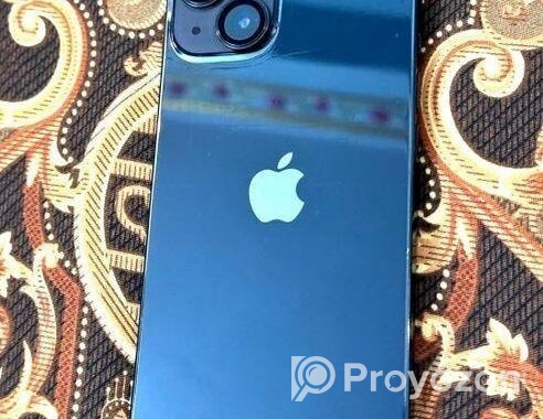 Apple iPhone 13 . (Used)