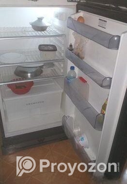 Refrigerator Walton
