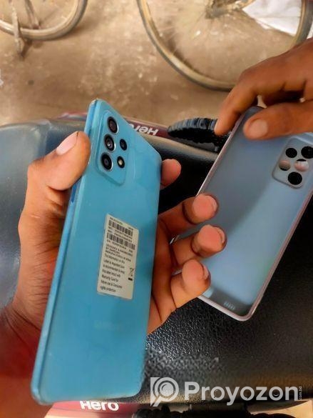 Samsung Galaxy A52 . (Used)