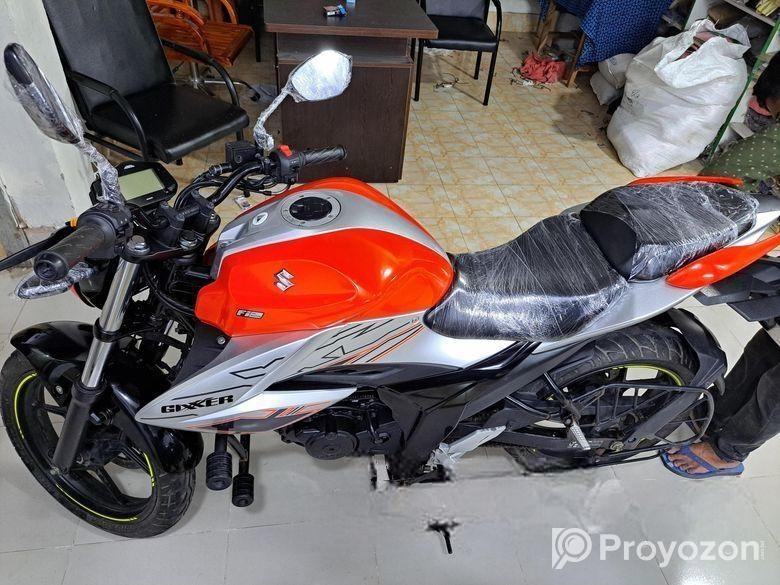 Suzuki Gixxer ABS BLACK 2025